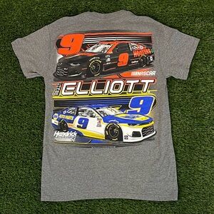 Hendrick Motorsports NASCAR NAPA Chase Elliott Racing Graphic T-Shirt Mens Small